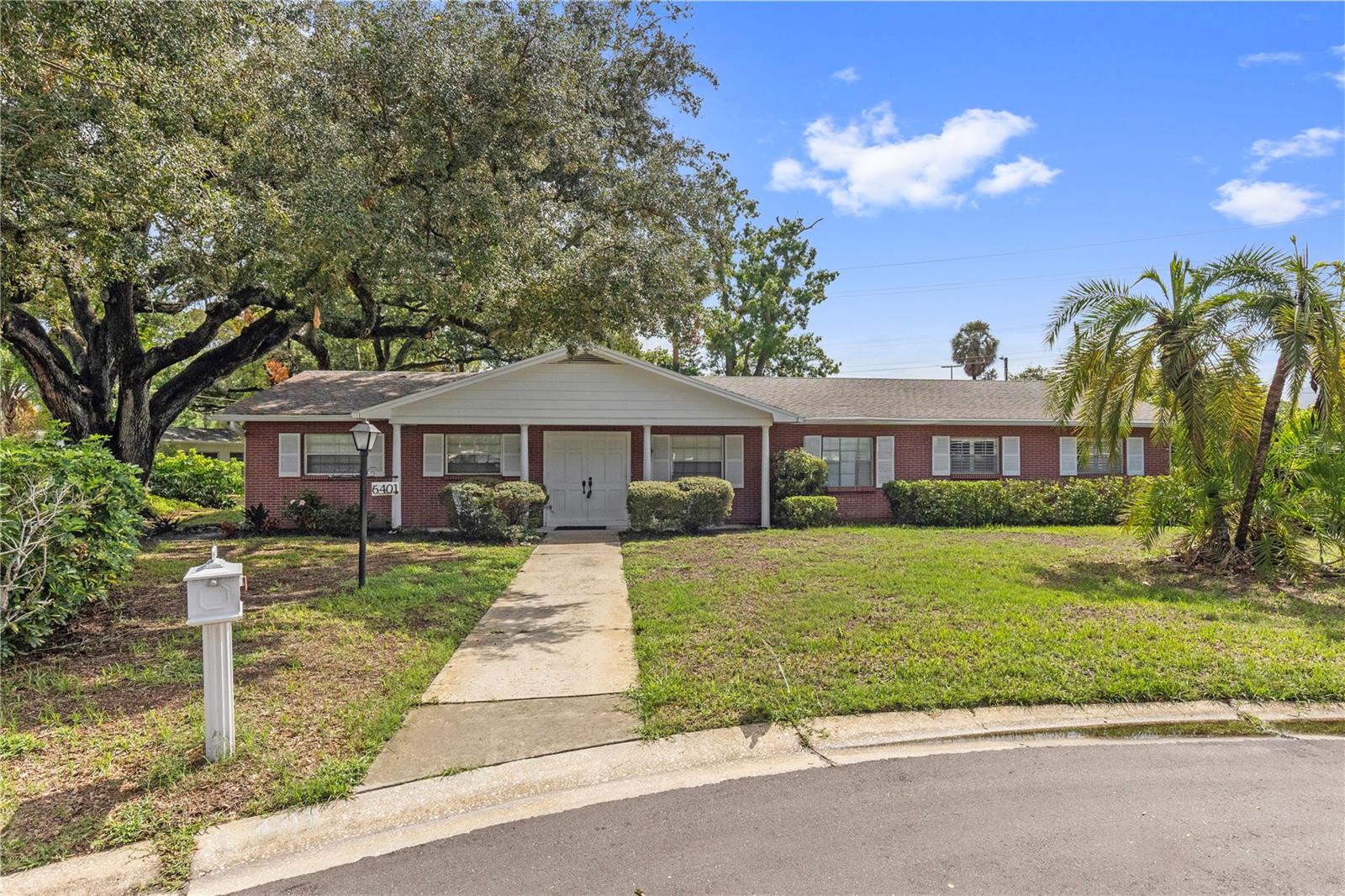 6401 Wingfoot Cir, Tampa, FL 33634