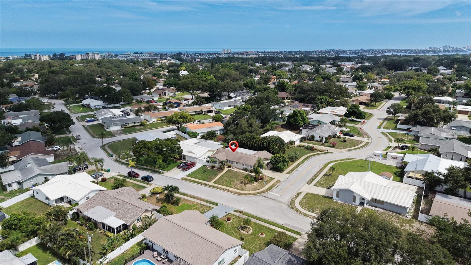 14331 Apache Ave, Largo, FL 33774