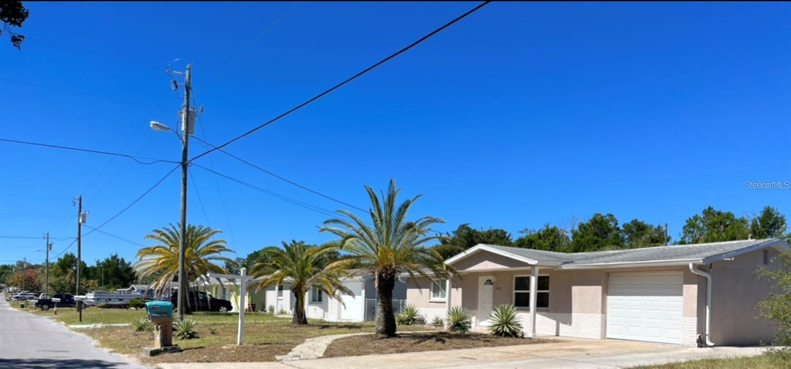 7407 University Dr, Hudson, FL 34667
