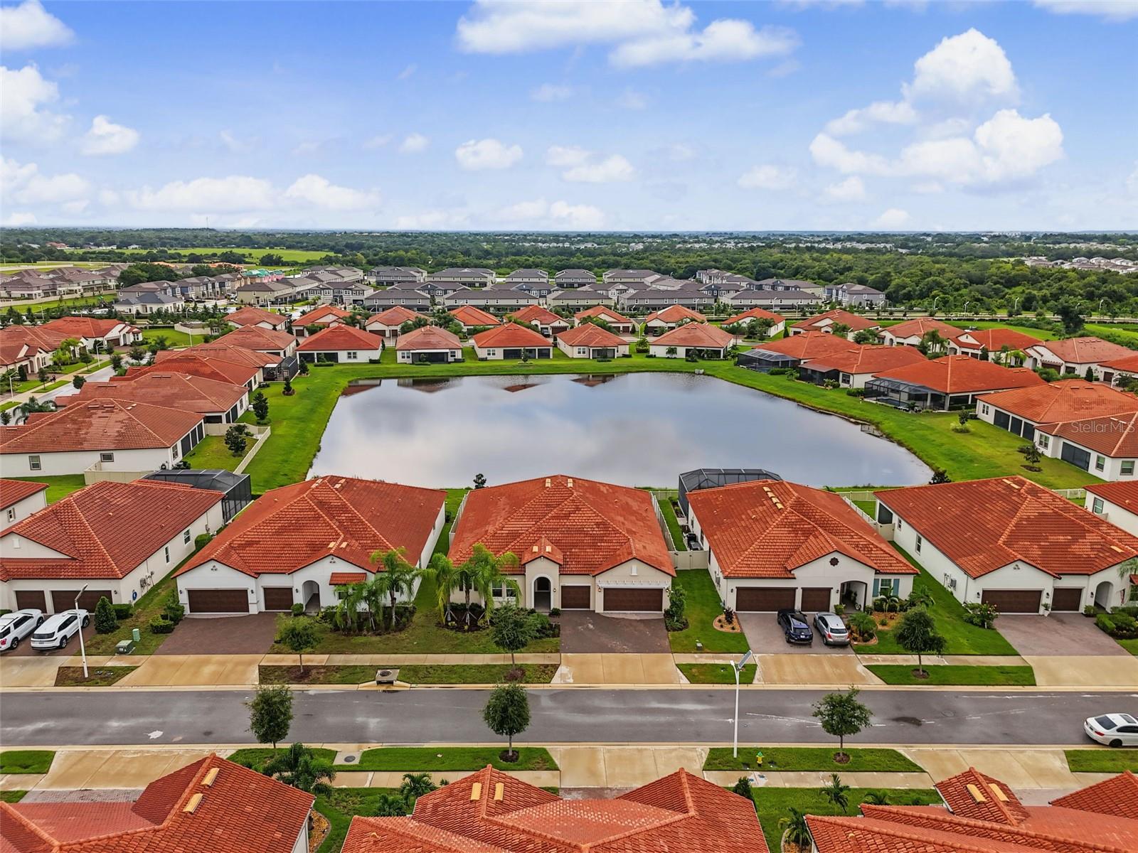 17109 Star Banks St, Wimauma, FL 33598