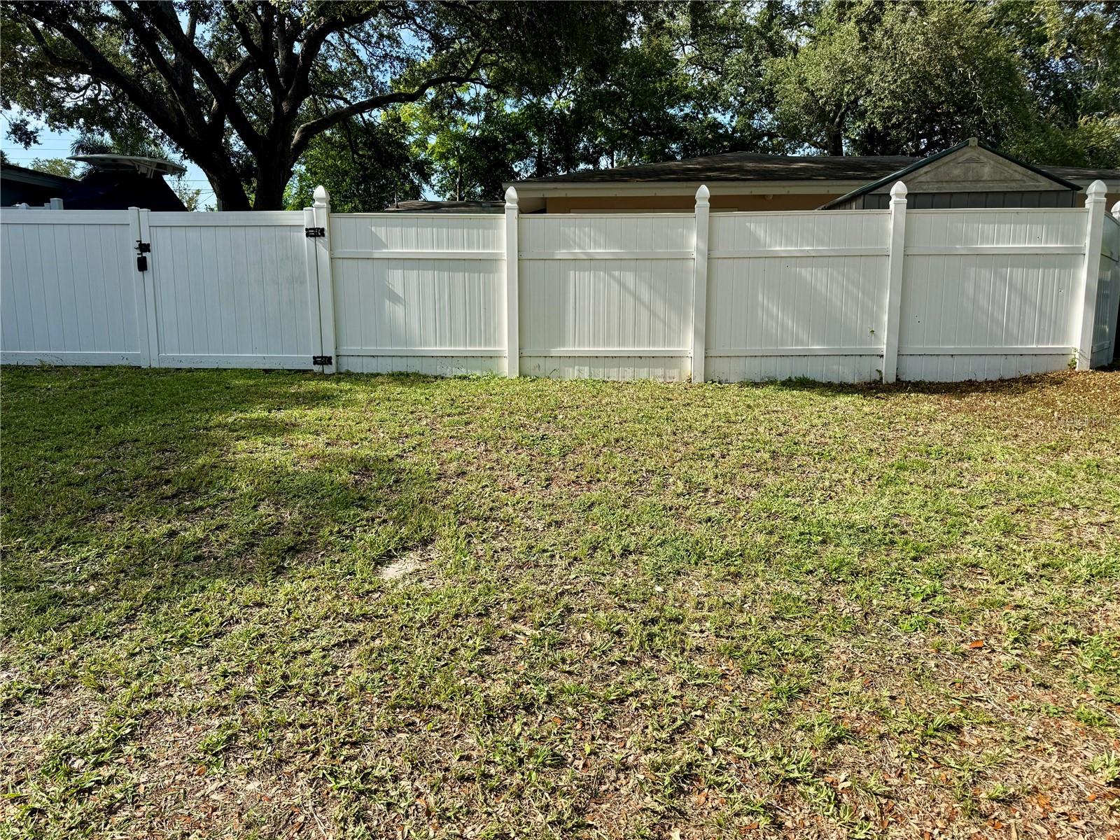 1709 Eaton Dr NE, Clearwater, FL 33756