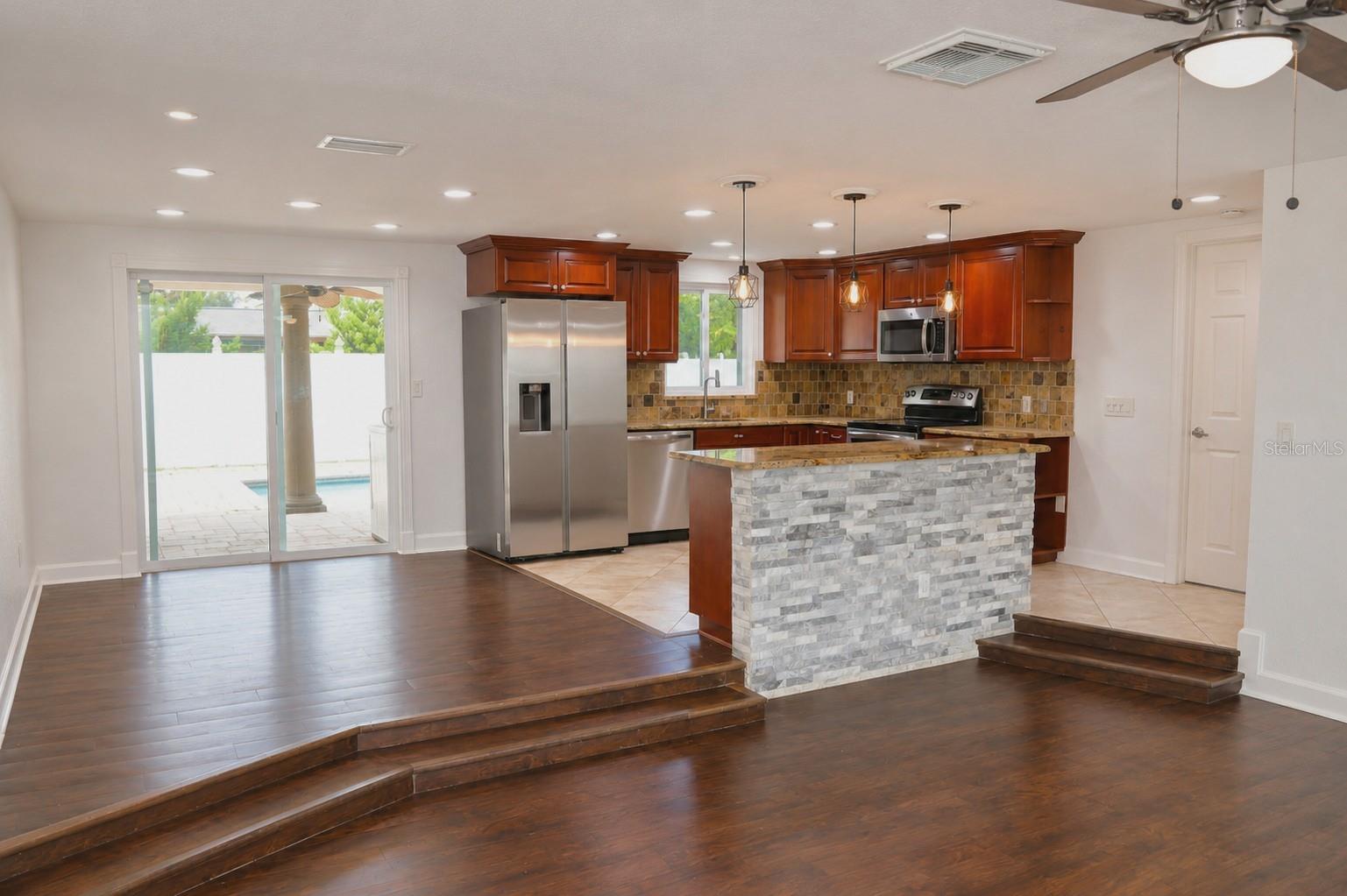 6012 12th Ave, New Port Richey, FL 34653