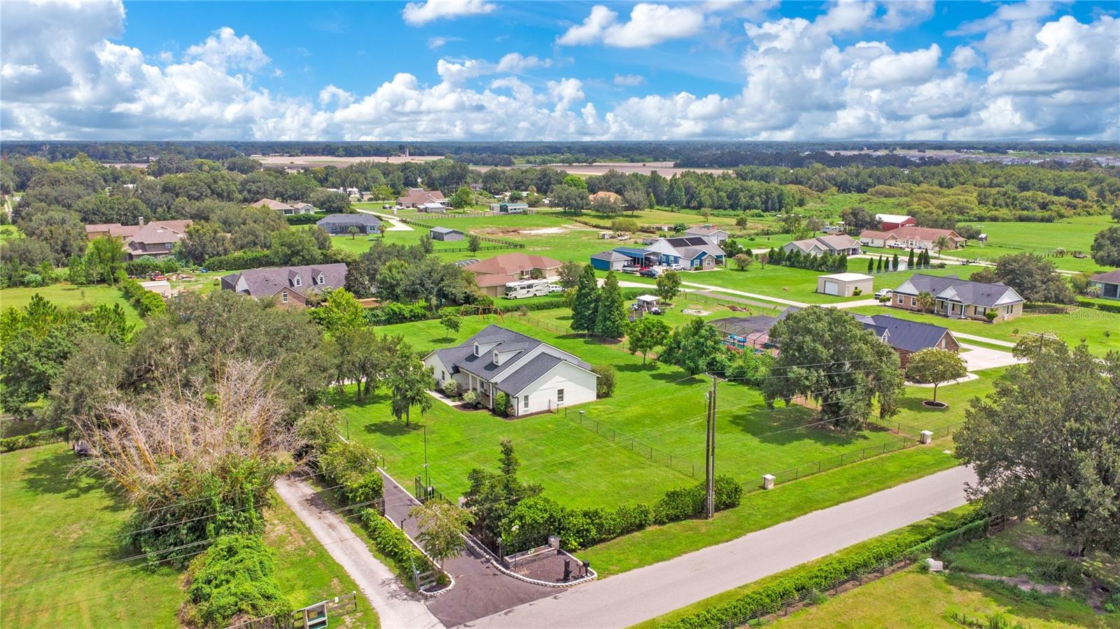 2818 Mayday Dr, Plant City, FL 33565