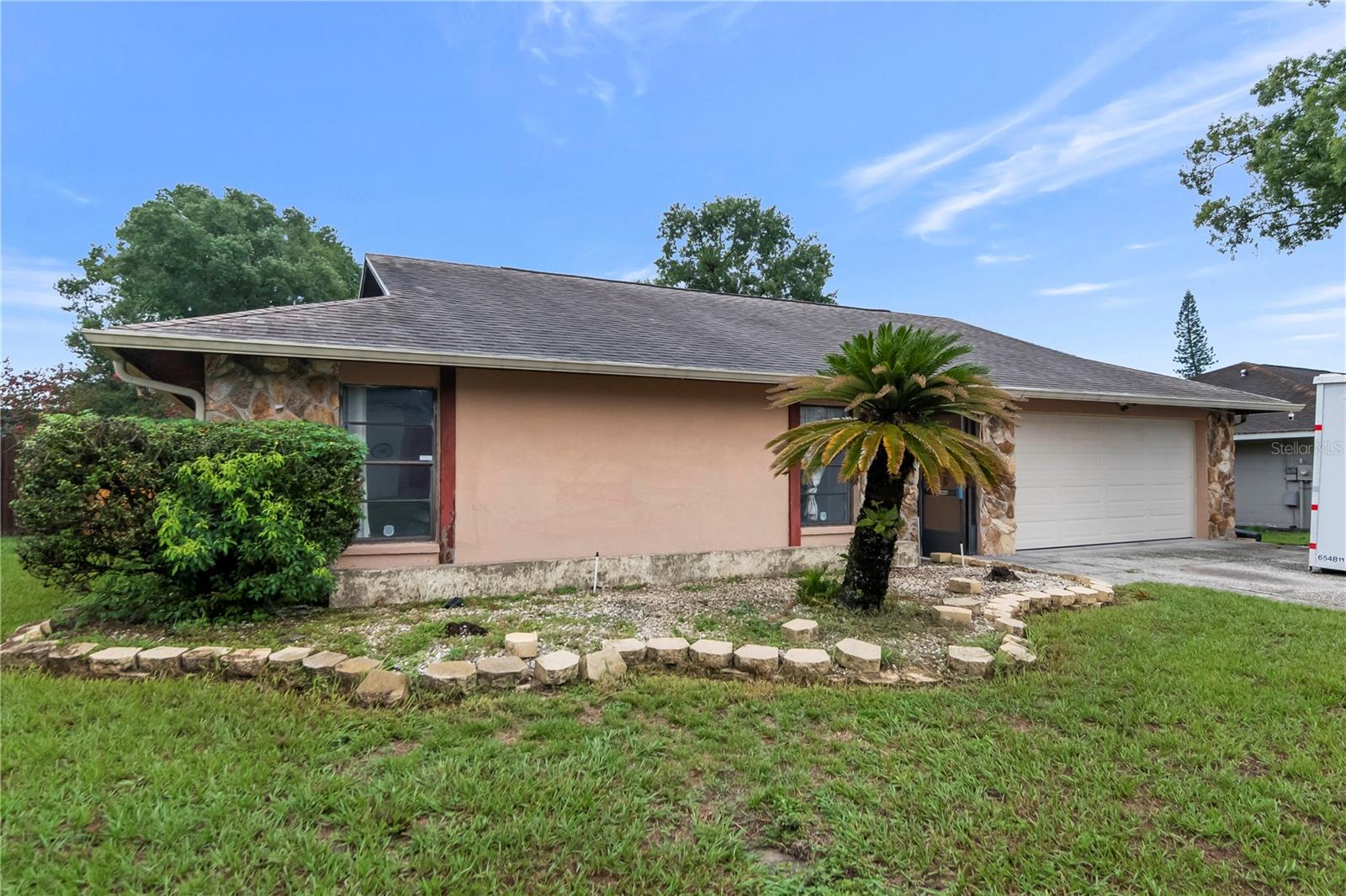 13613 Old Farm Dr, Tampa, FL 33625