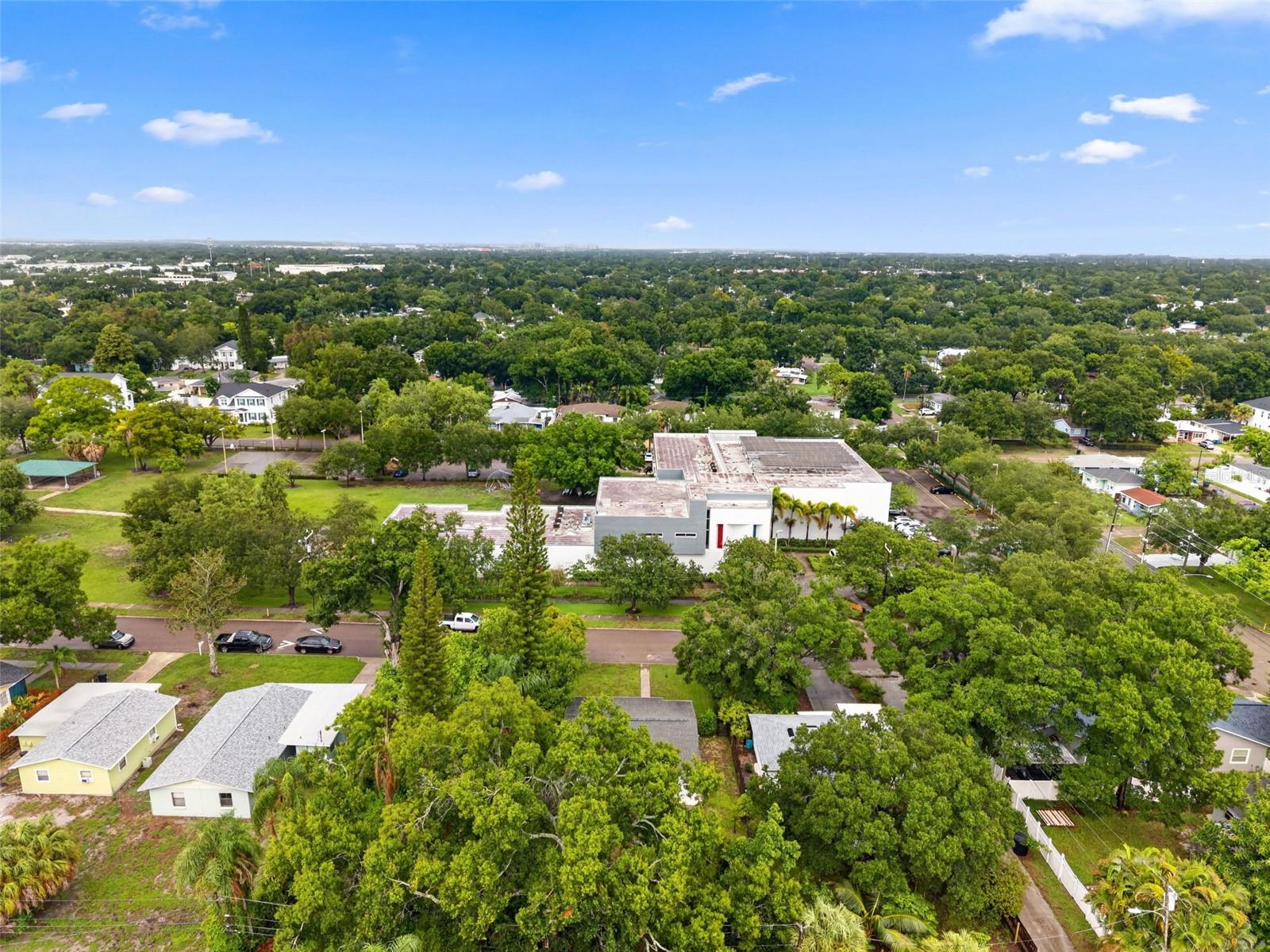 1226 49th Ave N, St Petersburg, FL 33703