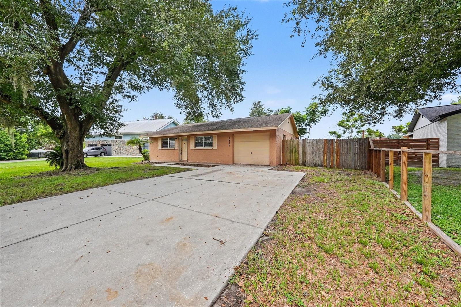 2451 Glenview Dr, Land O Lakes, FL 34639