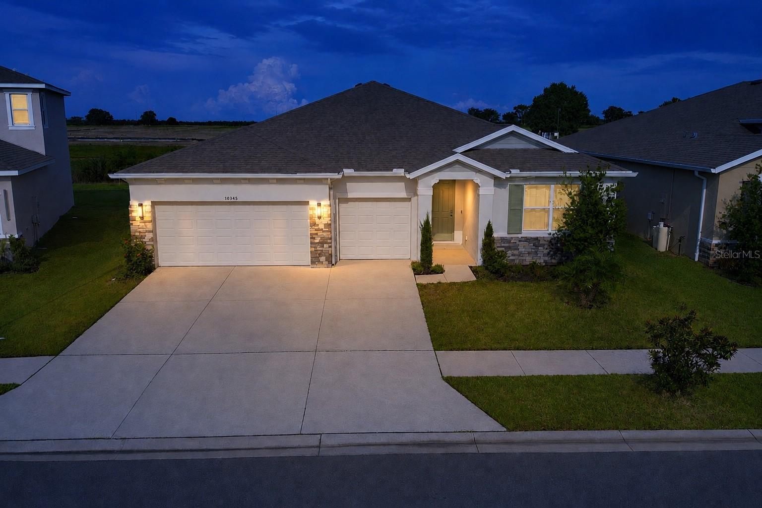 10345 Bridgegate Heights Loop, San Antonio, FL 33576