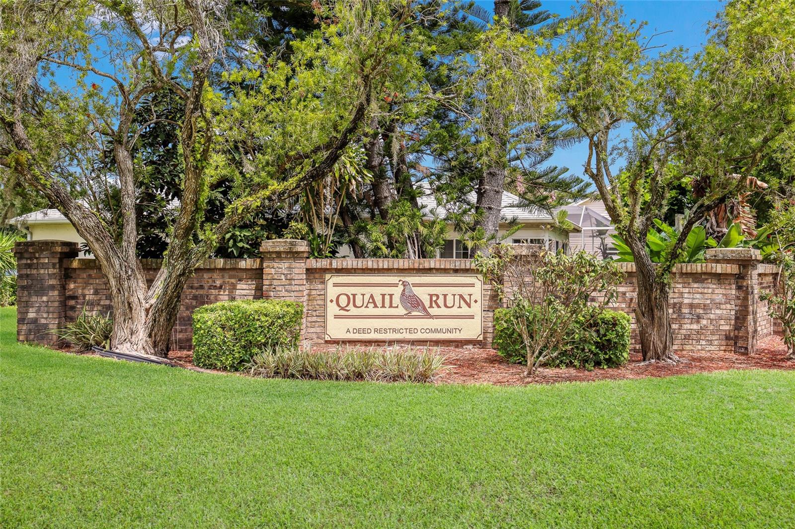 4413 74th Ave E, Sarasota, FL 34243