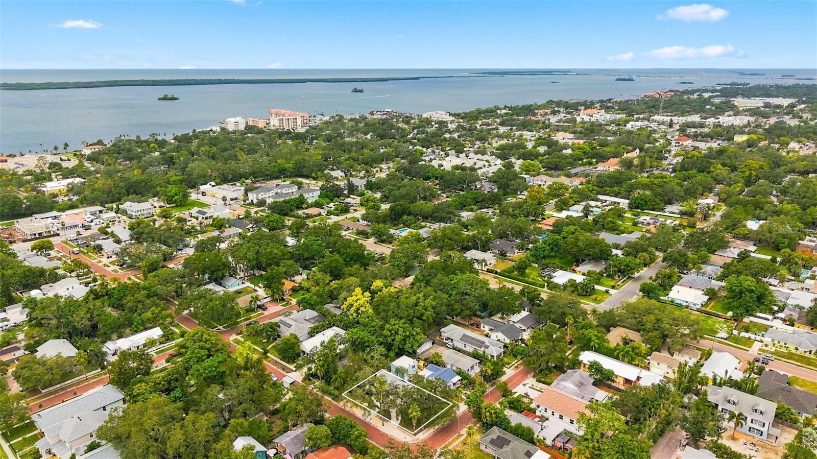 530 Locklie St, Dunedin, FL 34698