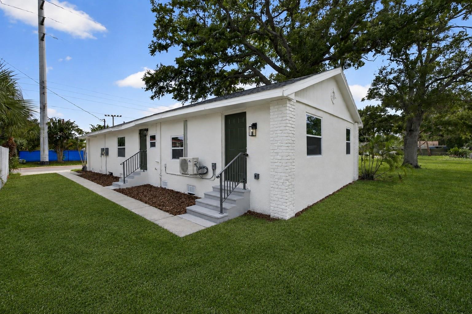 1186 Palmetto St, Clearwater, FL 33755