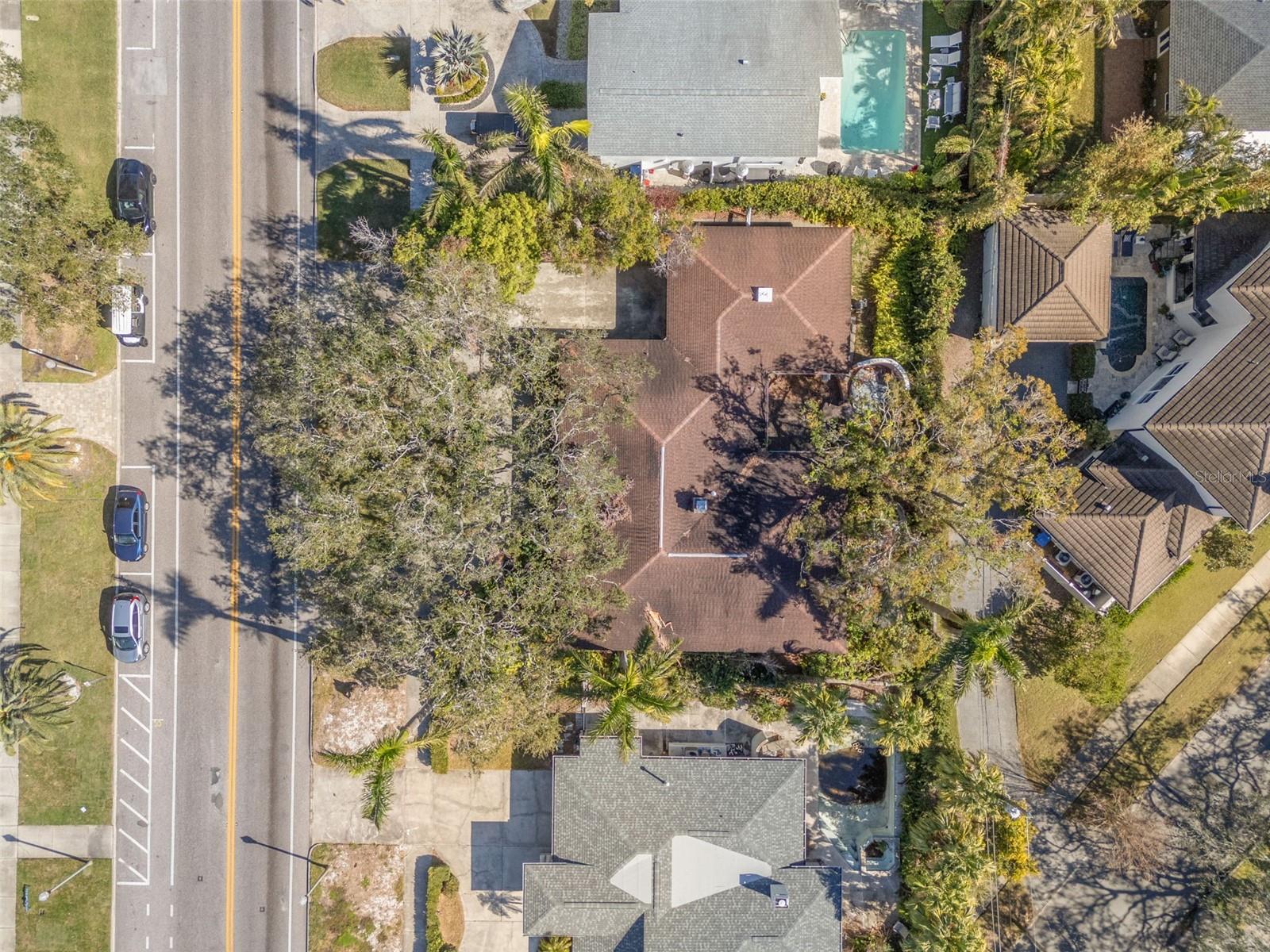215 Snell Isle Blvd NE, St Petersburg, FL 33704