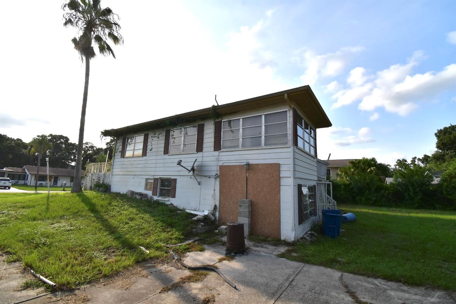 613 Chestnut St, Oldsmar, FL 34677