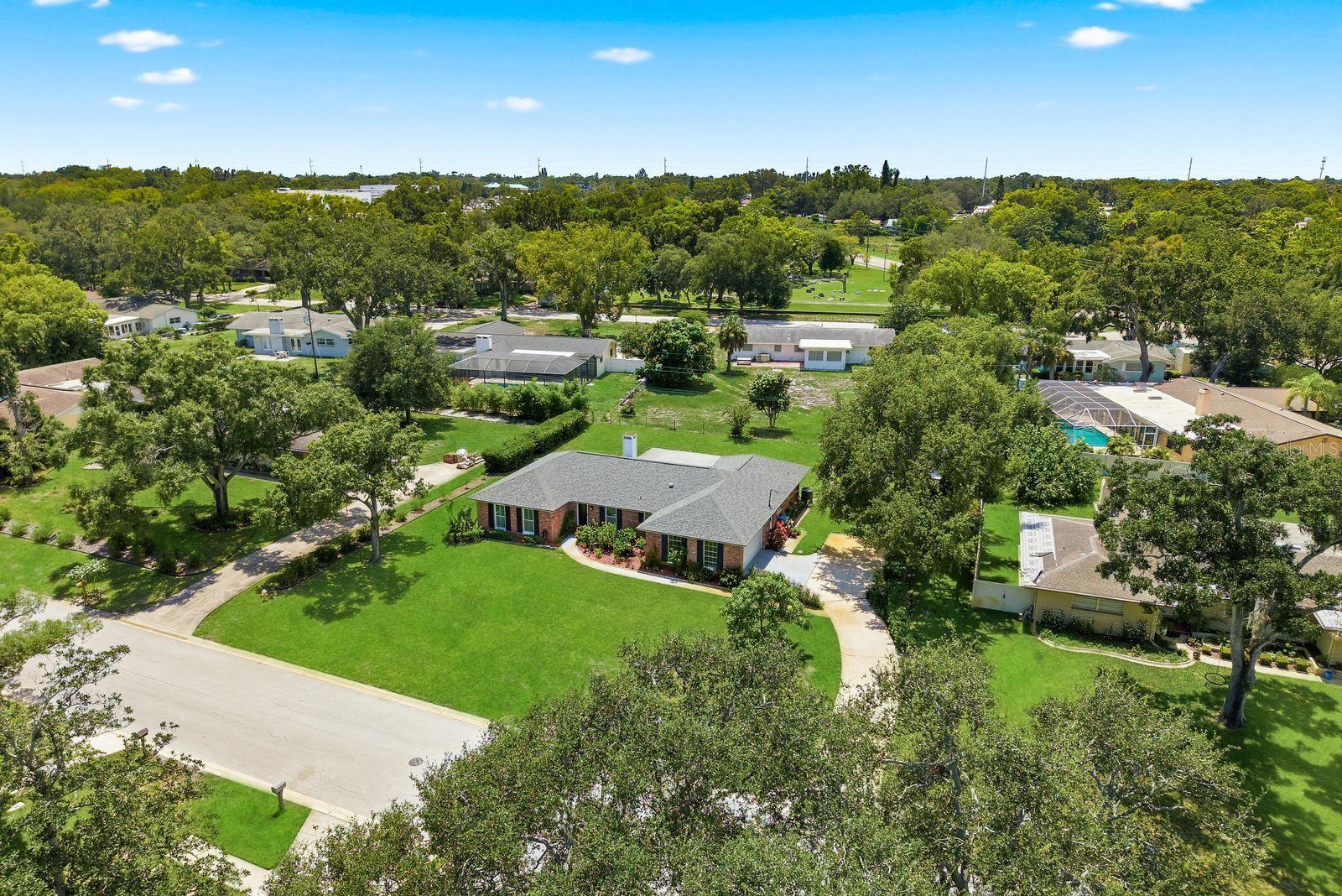 920 Lake Forest Rd, Clearwater, FL 33765