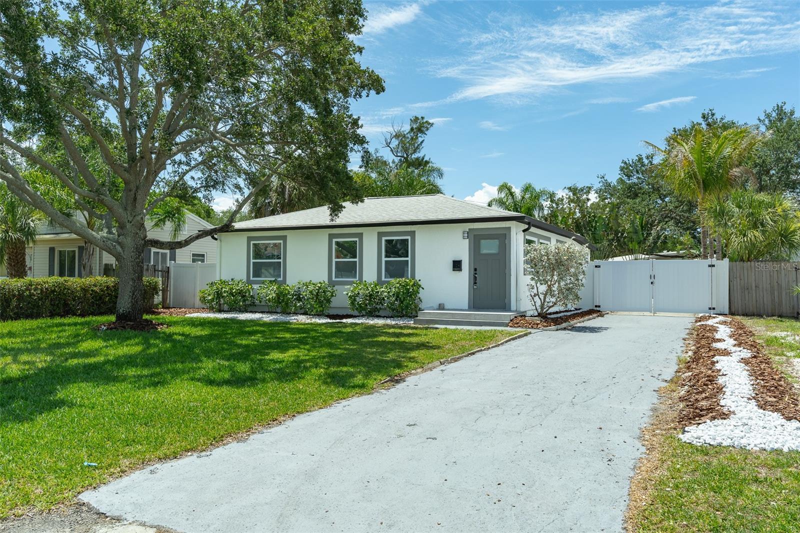 116 85th Ave N, St Petersburg, FL 33702
