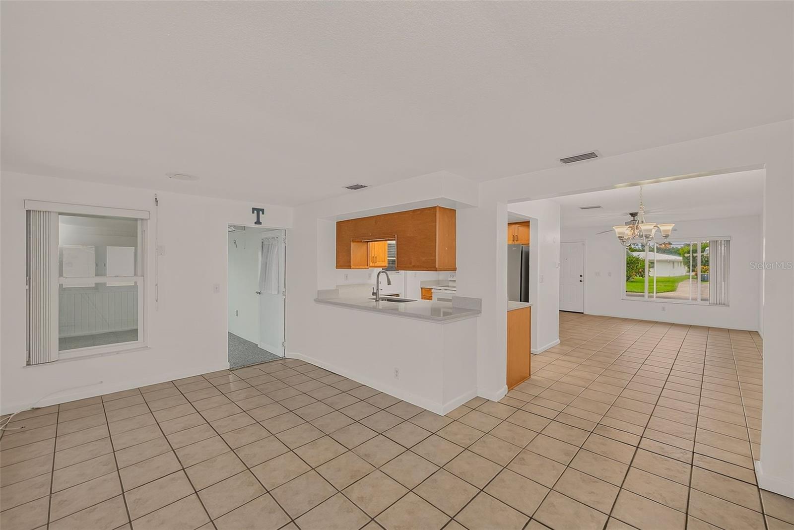 14144 87th Ave, Seminole, FL 33776