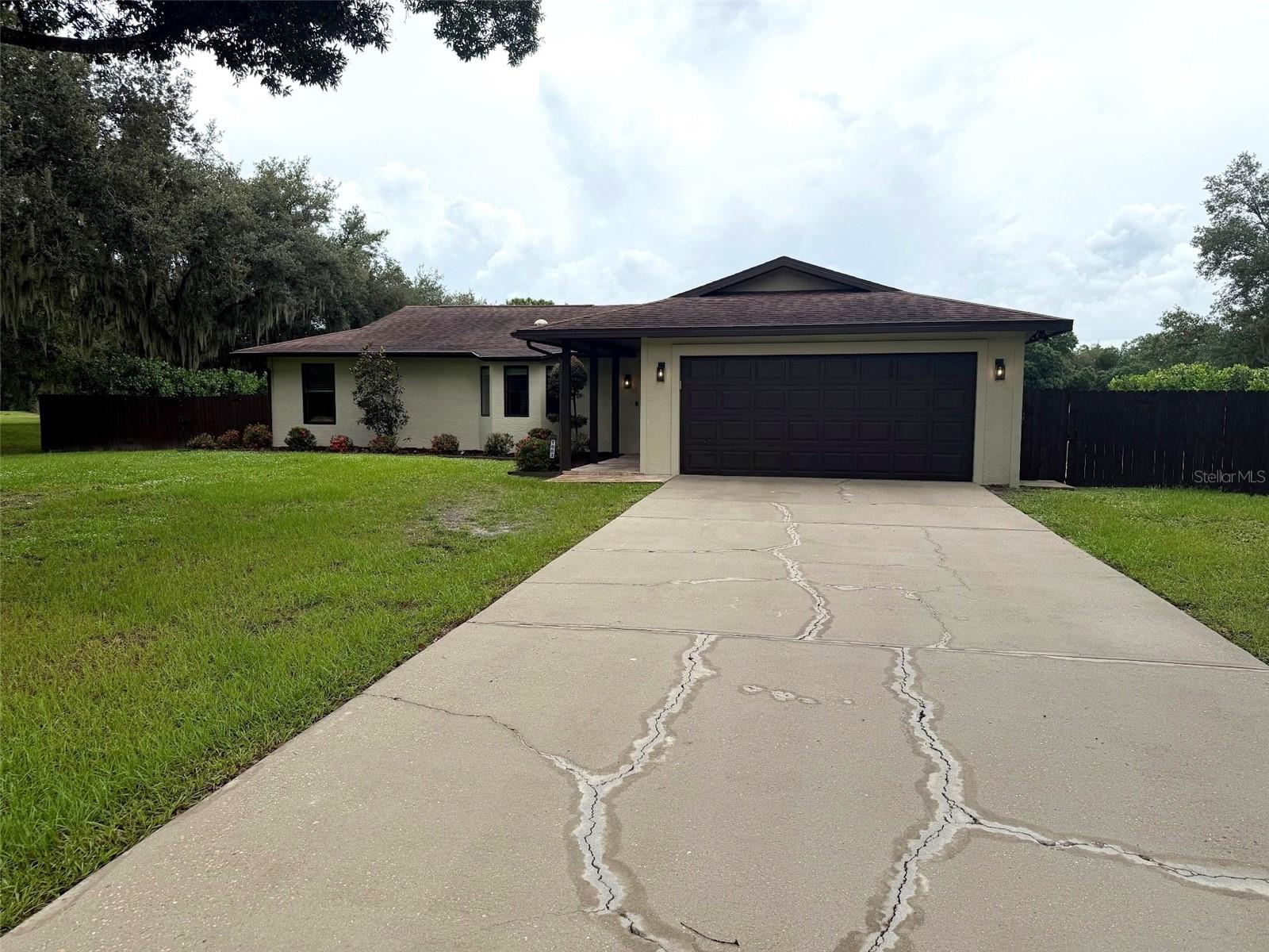 1003 134th St E, Bradenton, FL 34212