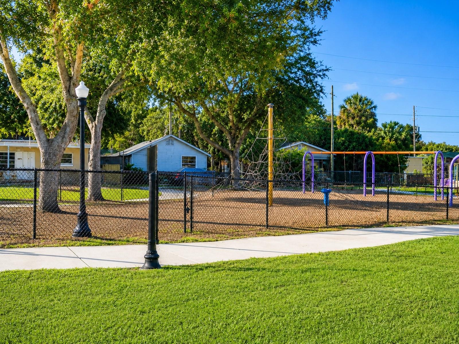 1504-1510 N Madison Ave, Clearwater, FL 33755