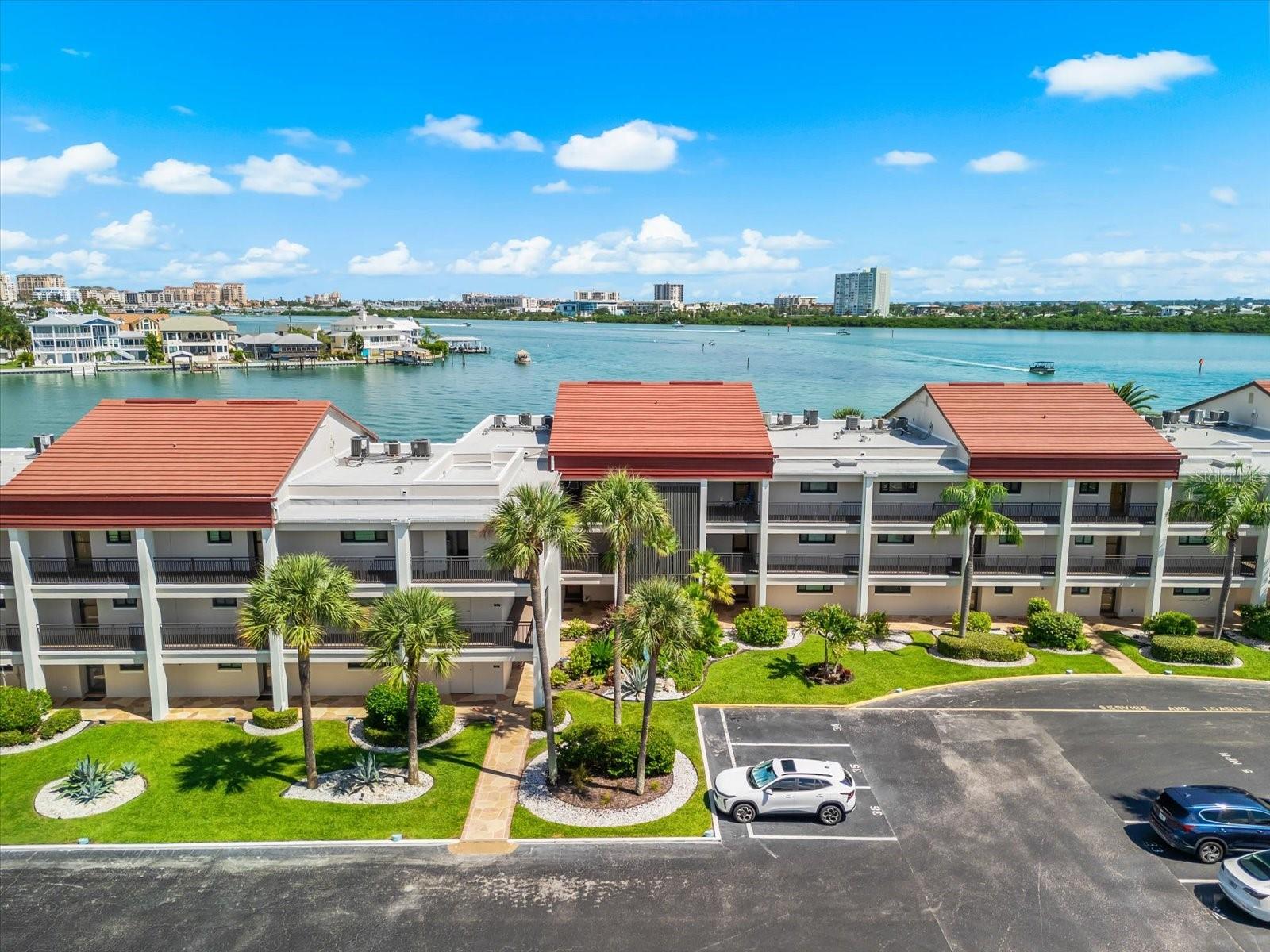 868 Bayway Blvd #307, Clearwater Beach, FL 33767