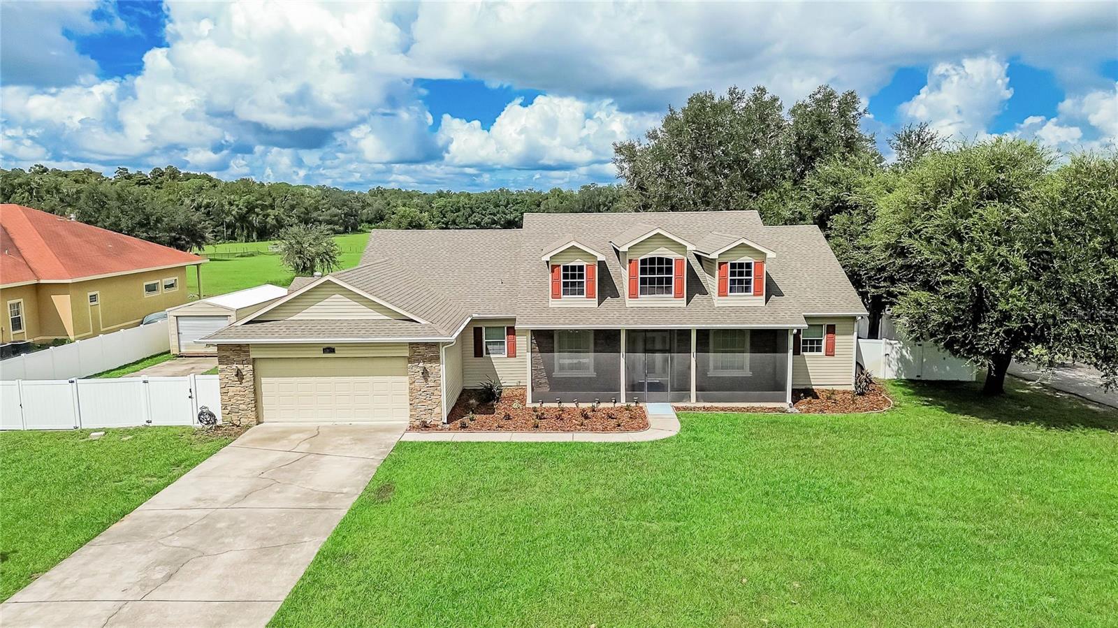 13975 Mcintosh Rd, Thonotosassa, FL 33592