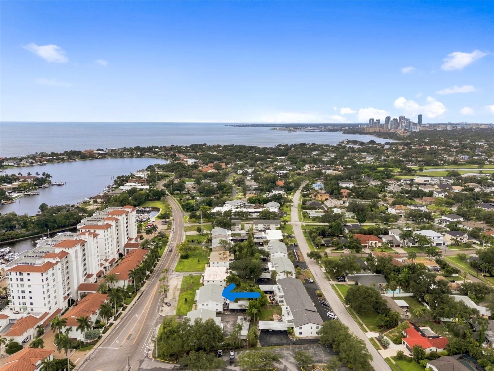 1342 Snell Isle Blvd NE #4, St Petersburg, FL 33704