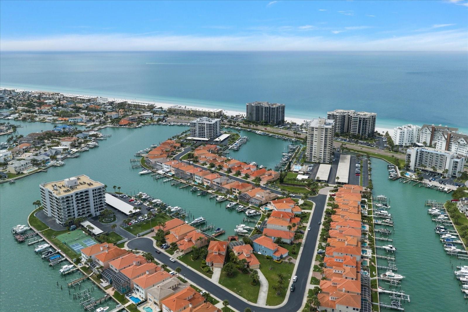 1620 Sand Key Estates Ct, Clearwater Beach, FL 33767