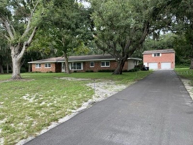 3425 Holland Dr, Brandon, FL 33511