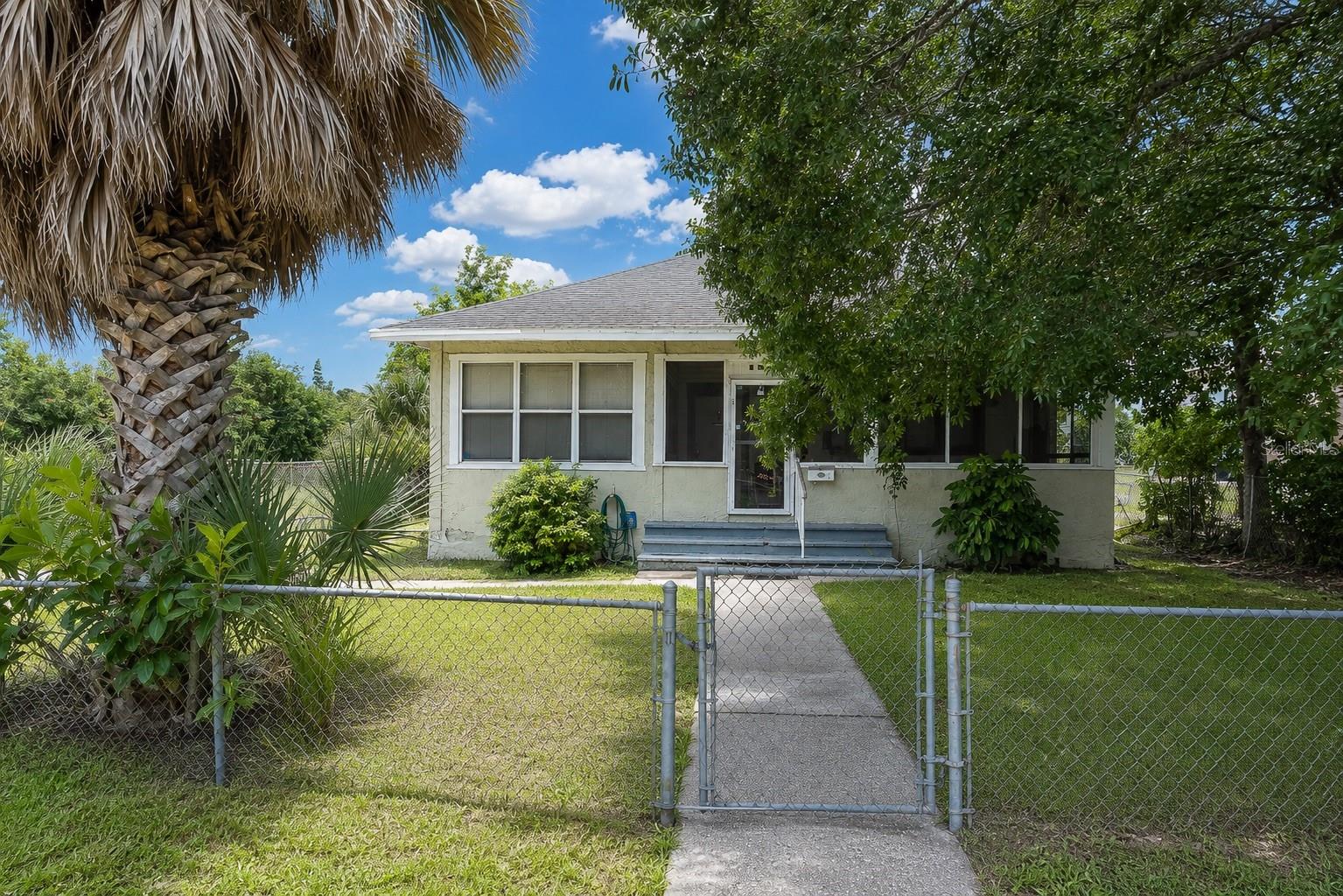 1944 12th Ave S, St Petersburg, FL 33712