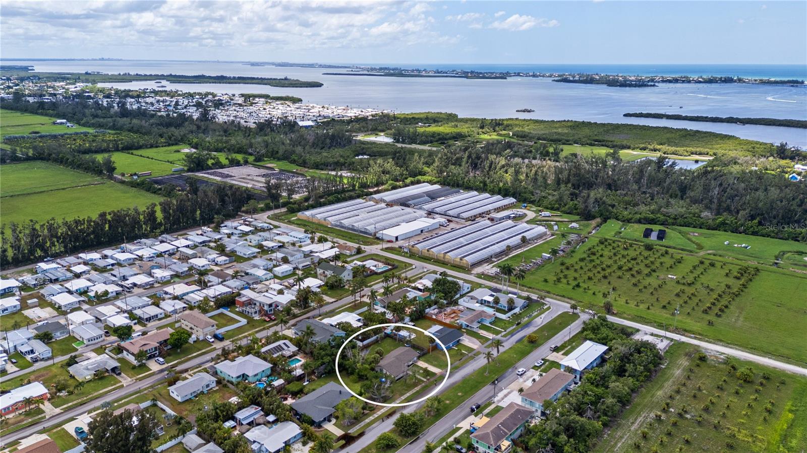 3831 118th St W, Bradenton, FL 34210