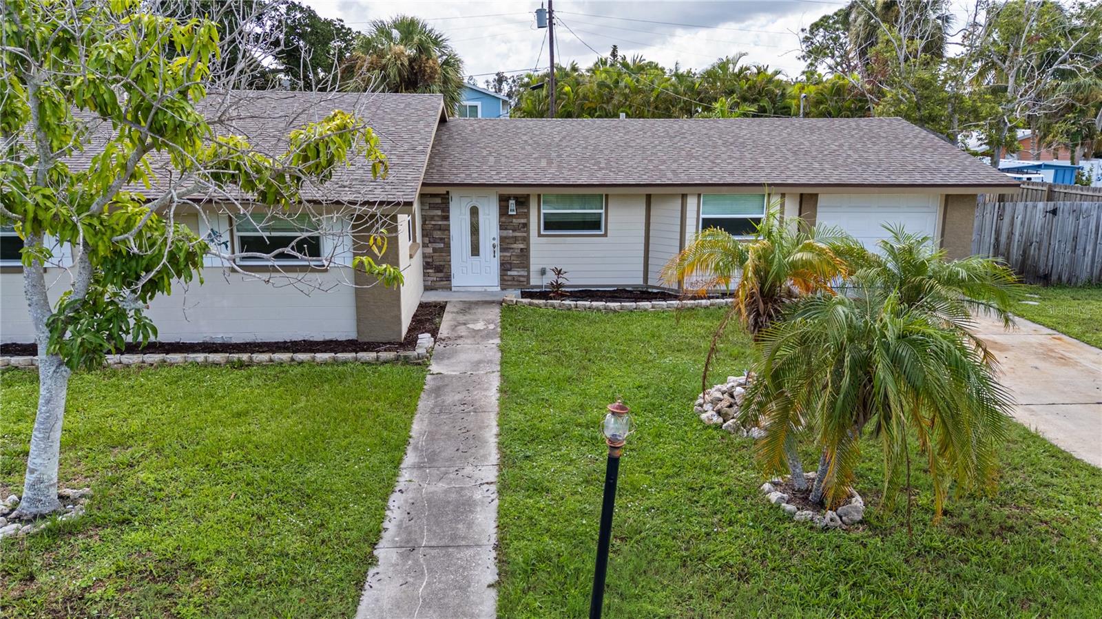 3831 118th St W, Bradenton, FL 34210