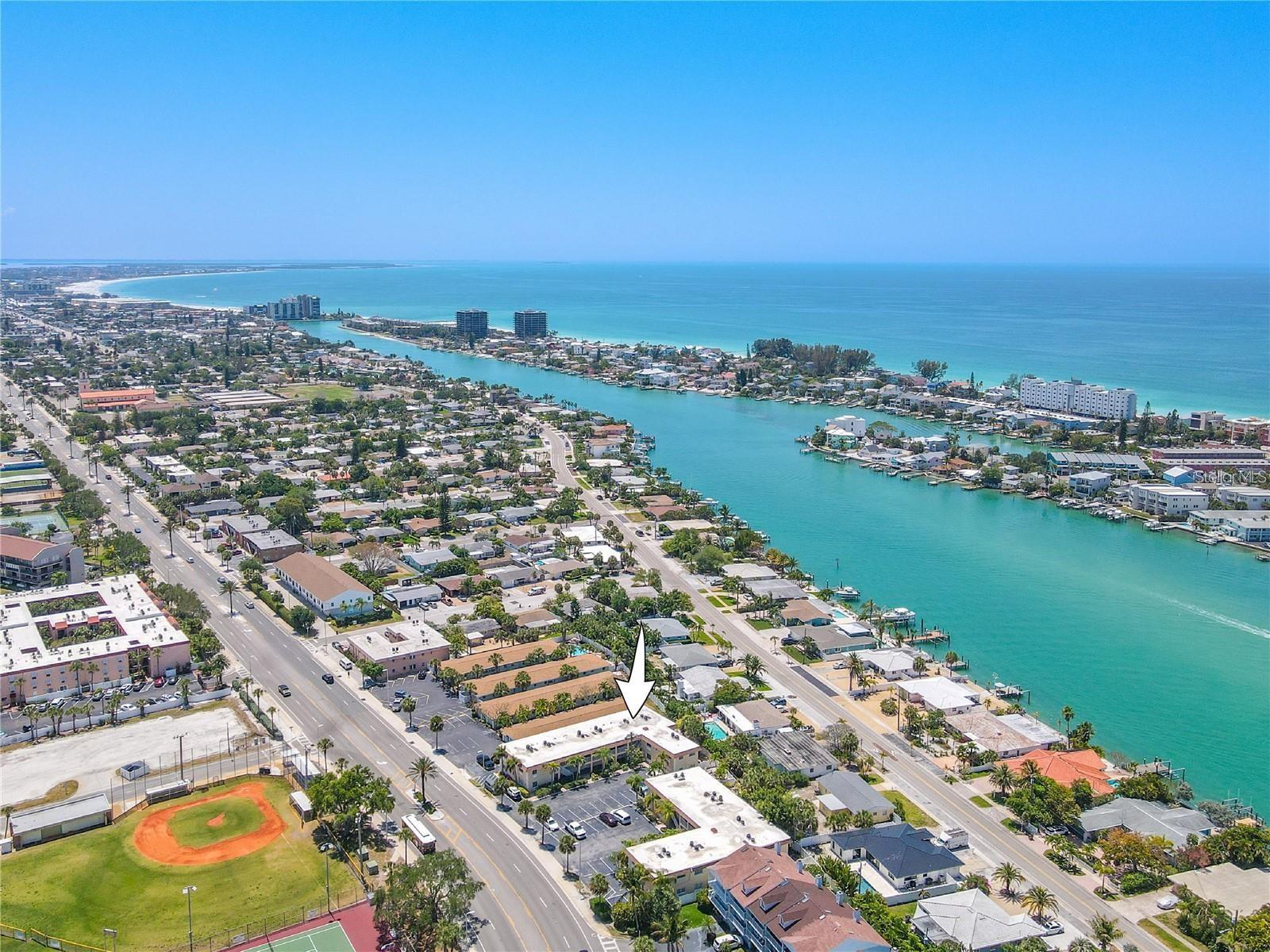 9050 Blind Pass Rd #9, St Pete Beach, FL 33706