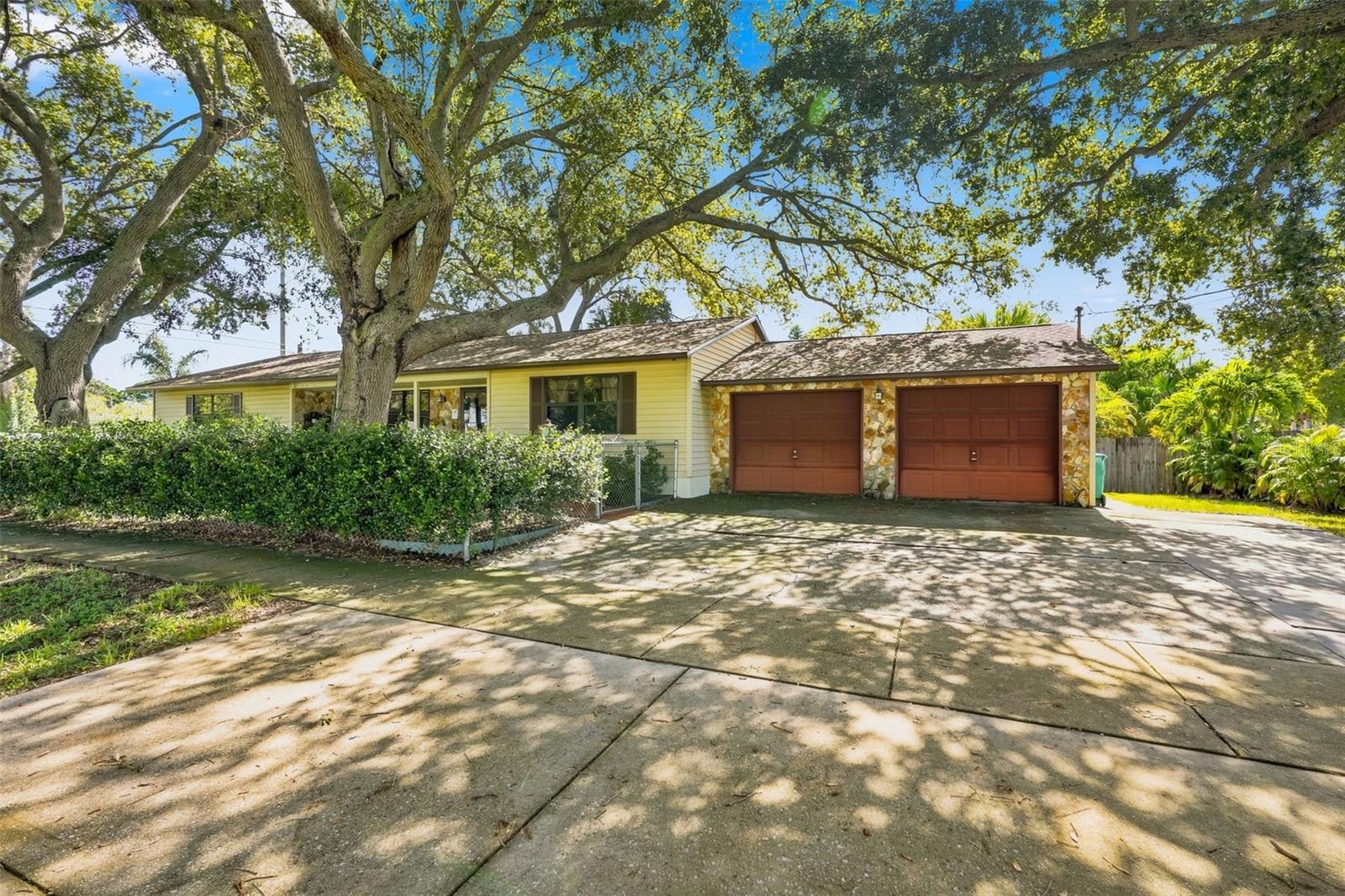617 Mehlenbacher Rd, Largo, FL 33770
