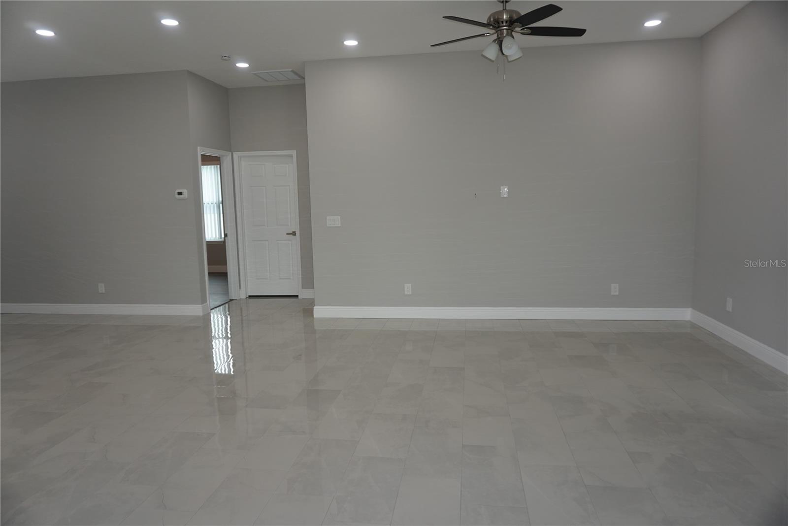 12572 Tree St, Largo, FL 33773