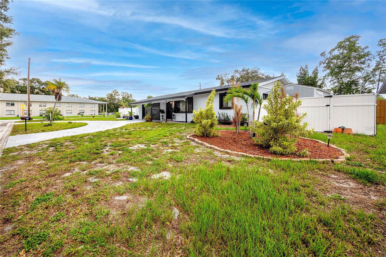6200 52nd Ave N, St Petersburg, FL 33709