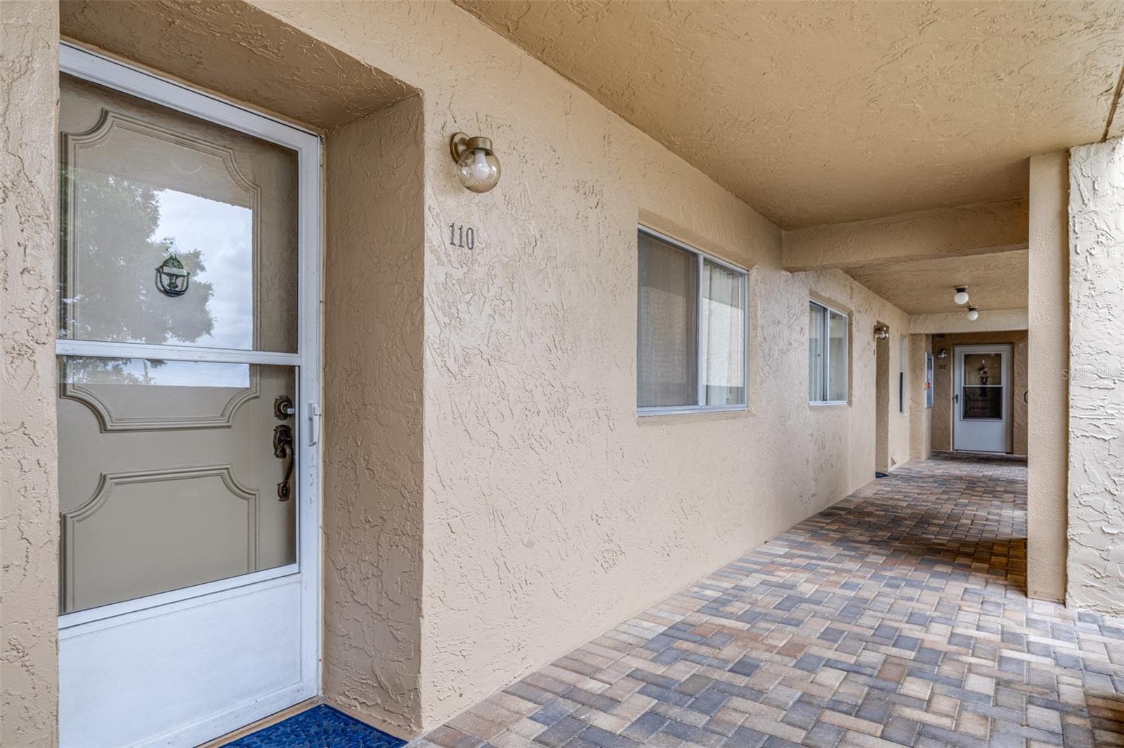 90 S Highland Ave #110, Tarpon Springs, FL 34689