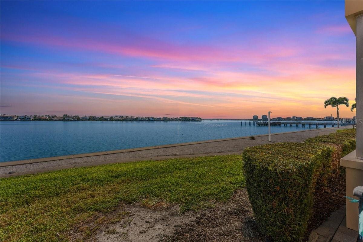 5020 Brittany Dr S #118, St Petersburg, FL 33715
