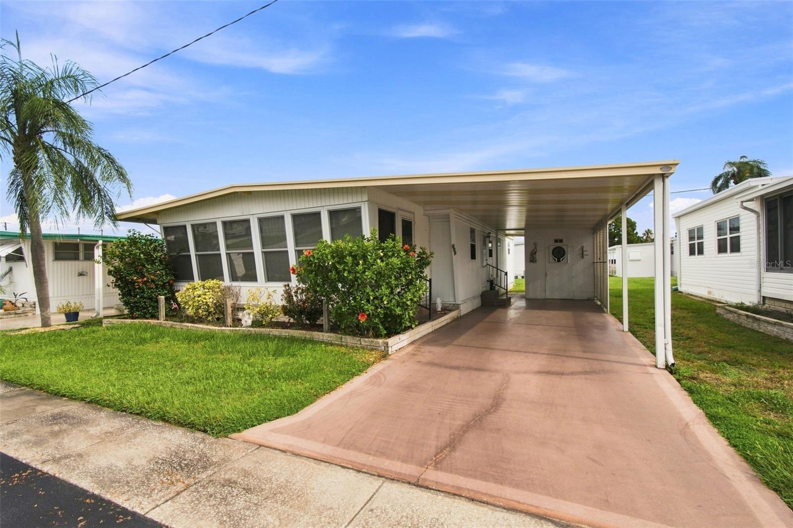1500 County Road 1 #107, Dunedin, FL 34698