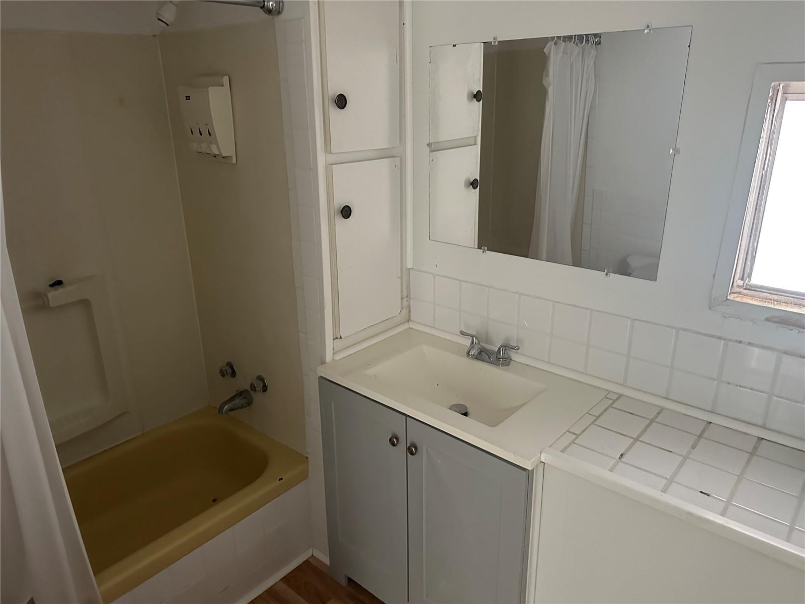4150 66th St N #1, St Petersburg, FL 33709