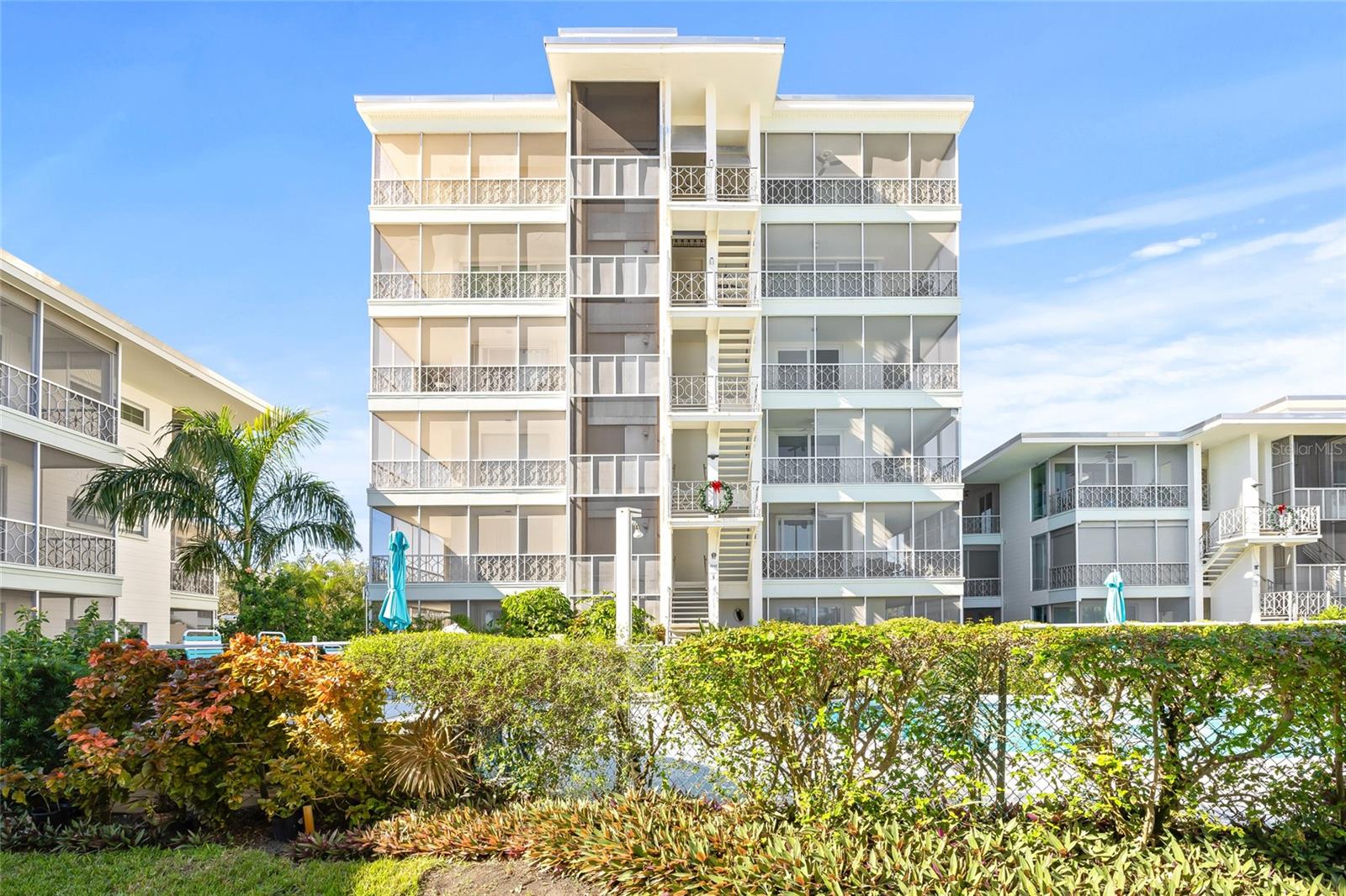 1012 N Shore Dr NE #14, St Petersburg, FL 33701