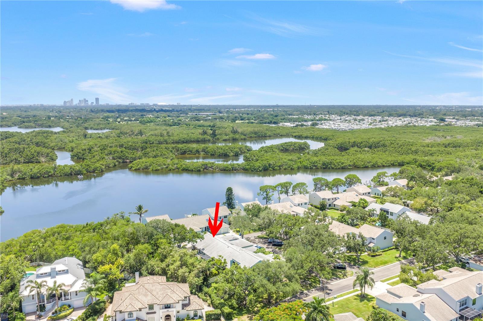 1074 Sanabel Ct NE, St Petersburg, FL 33702