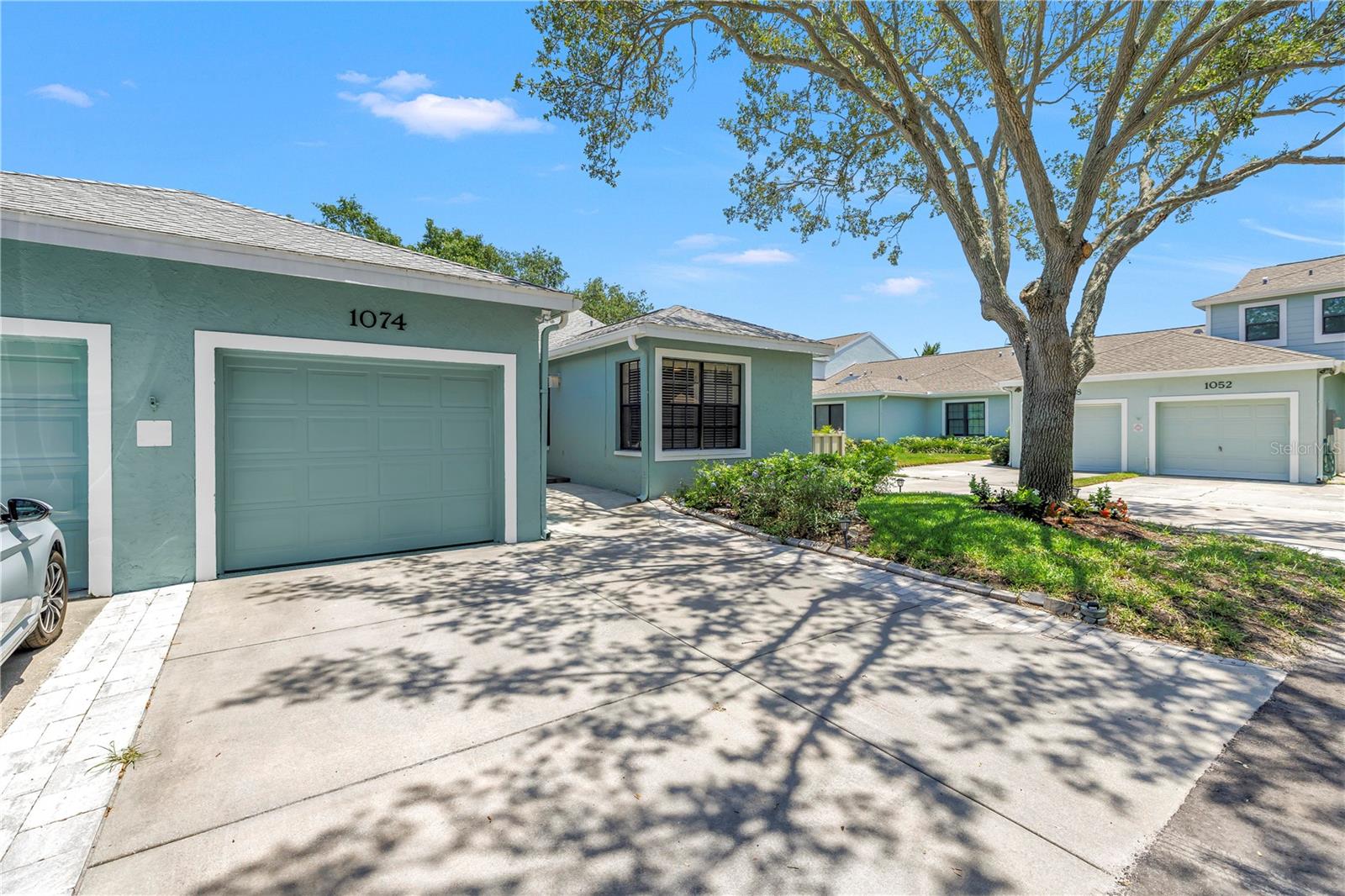 1074 Sanabel Ct NE, St Petersburg, FL 33702