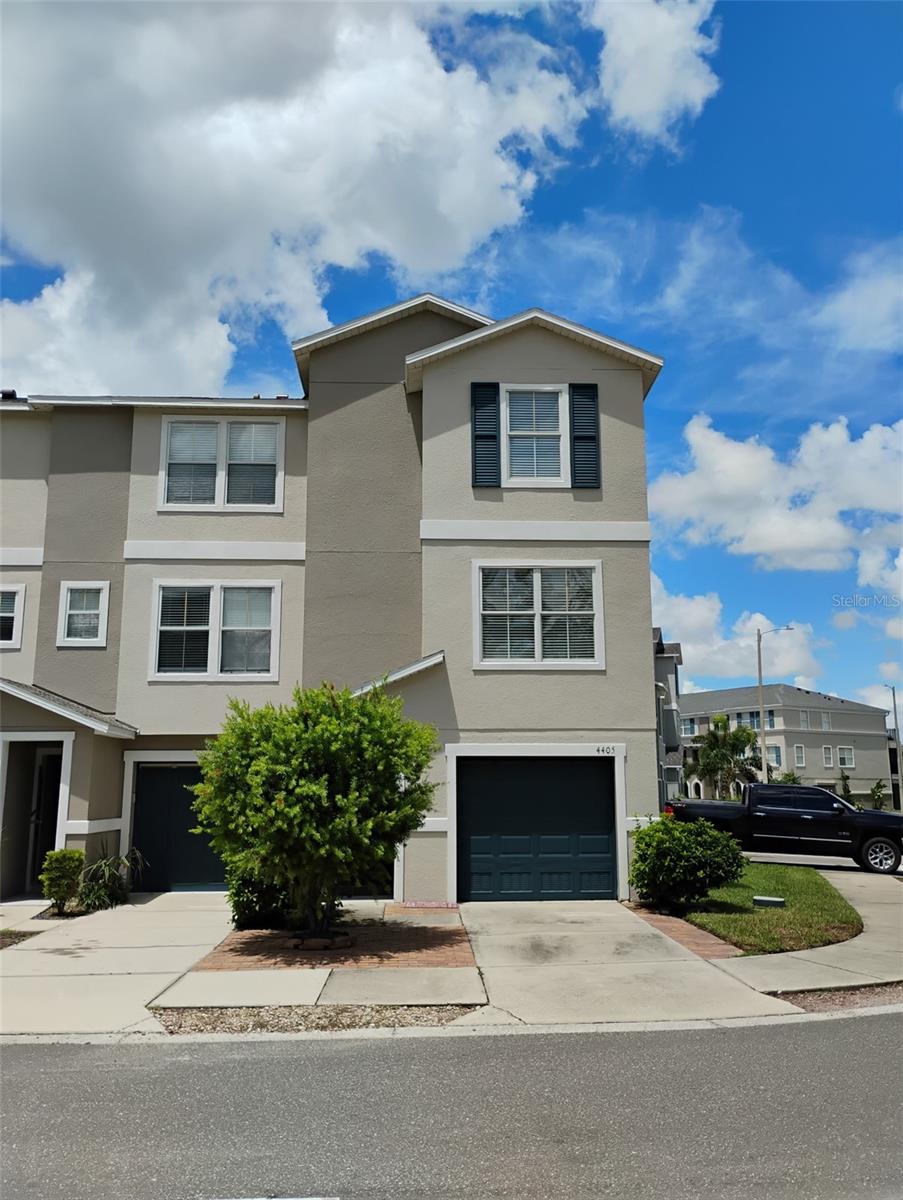 4405 Tuscan Loon Dr, Tampa, FL 33619