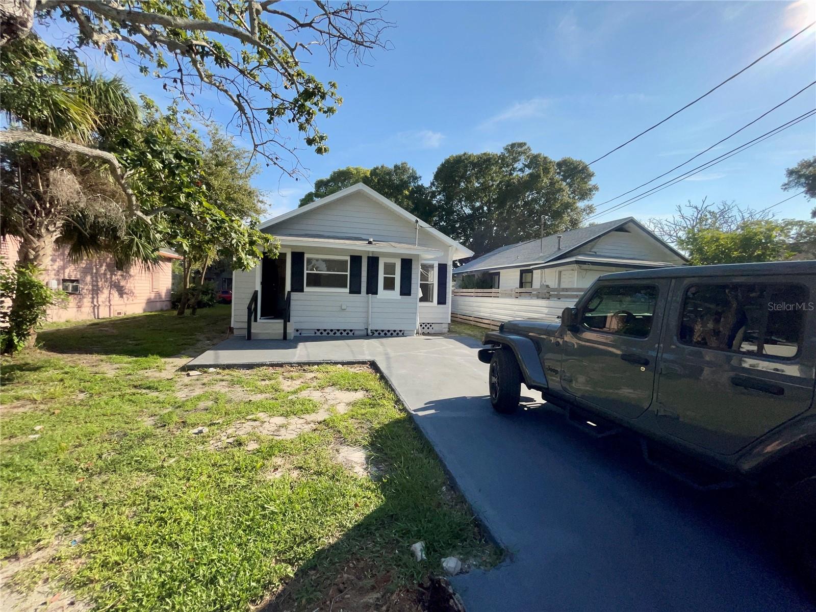 1121 10th Ave S, St Petersburg, FL 33705