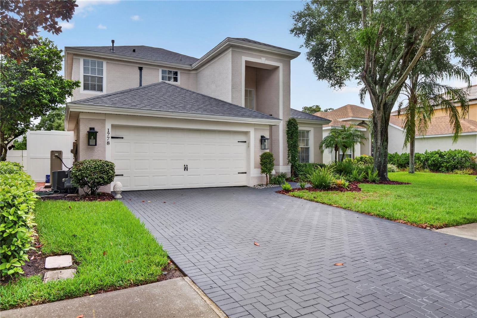 1778 Briland St, Tarpon Springs, FL 34689