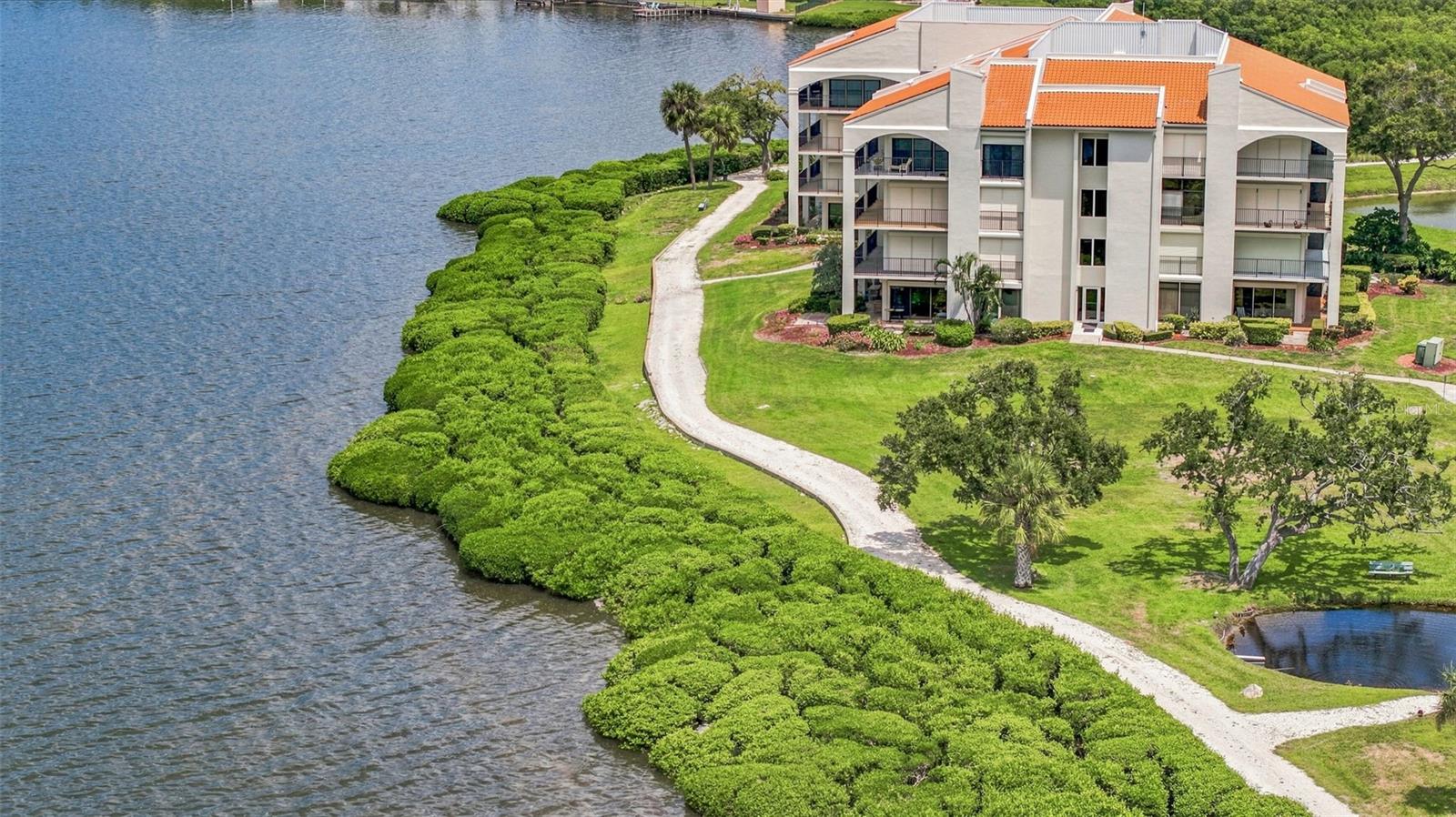 1805 Mariner Dr #53, Tarpon Springs, FL 34689