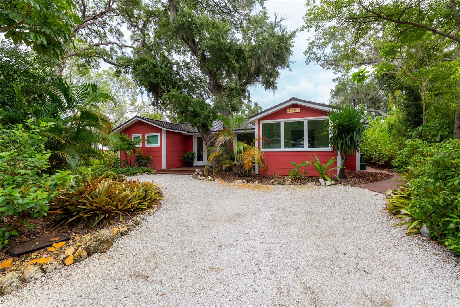 3001 51st St S, Gulfport, FL 33707