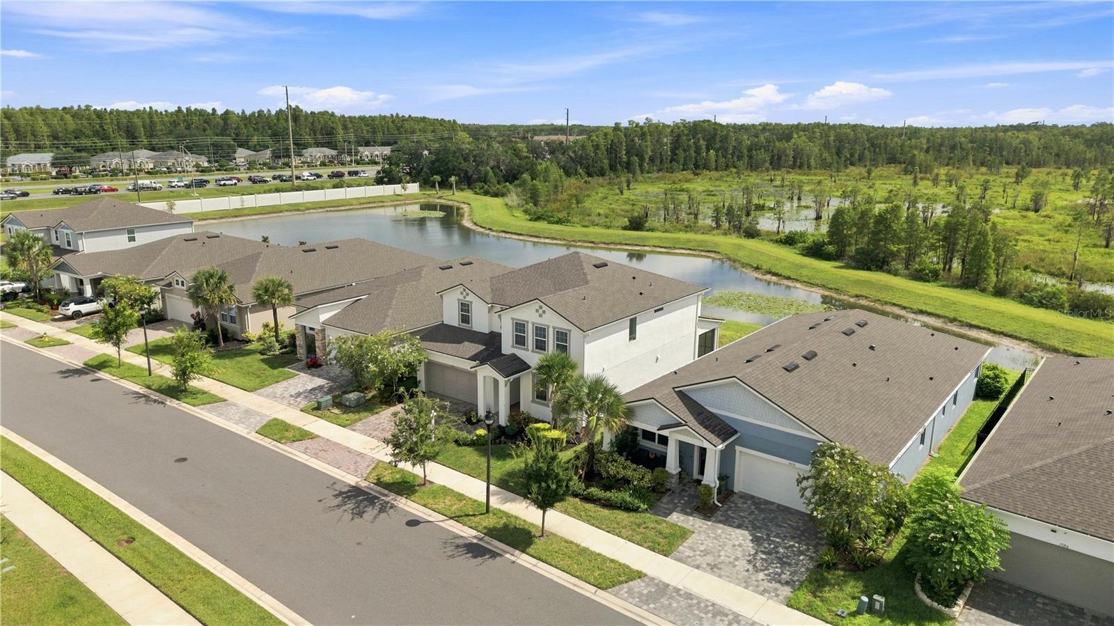 19780 Blue Pond Dr, Lutz, FL 33558