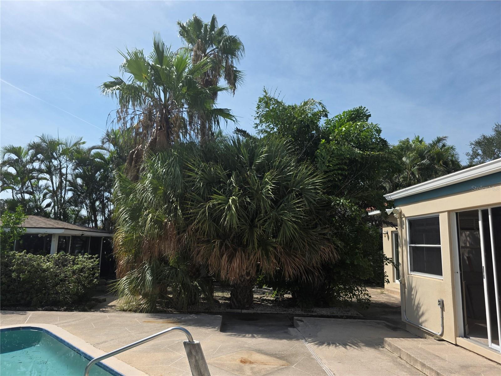 4000 Belle Vista Dr, St Petersburg, FL 33706
