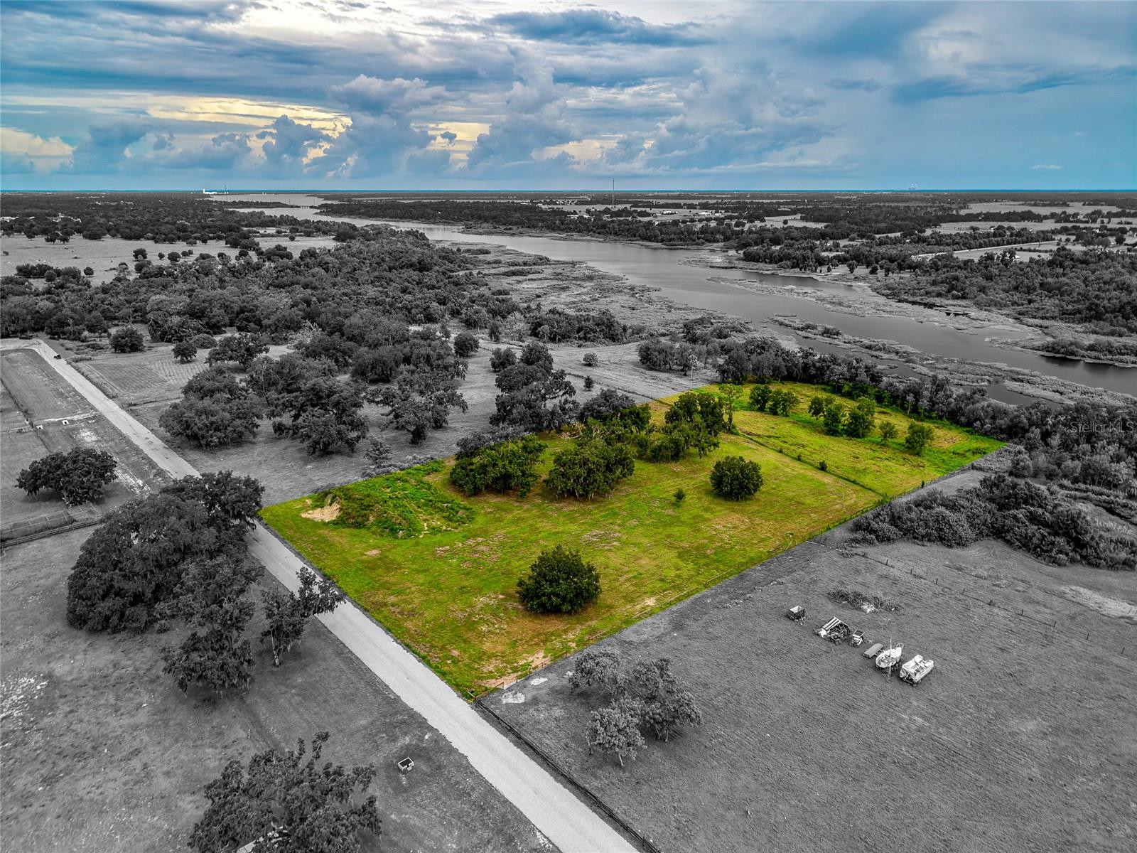 26217 39th Pl E, Myakka City, FL 34251