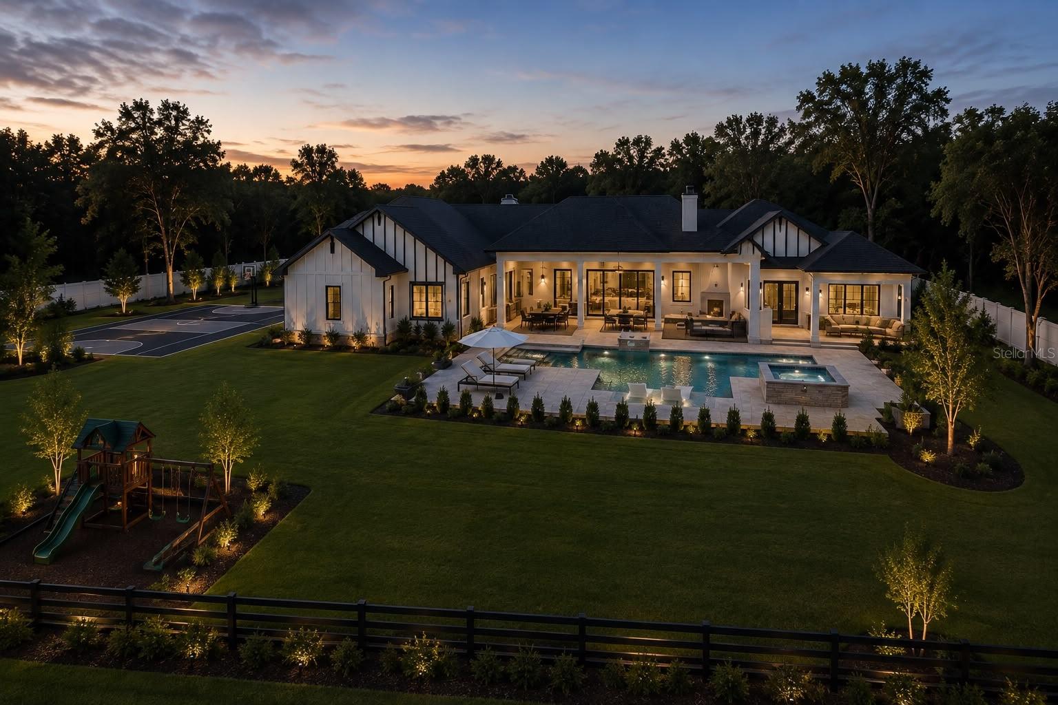 10623 Lithia Estates Dr, Lithia, FL 33547