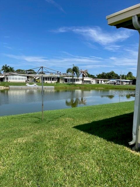3201 Brewster Dr, Holiday, FL 34690